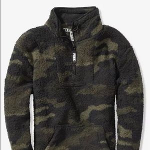 Victorias Secret Pink Camo Sherpa Half Zip size M